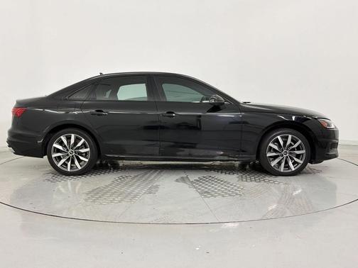 Mythos Black Metallic 2023 Audi A4 40 Premium Plus
