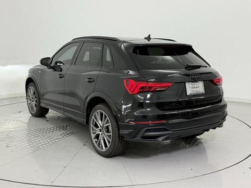 2025 Audi Q3 45 S line Premium Plus