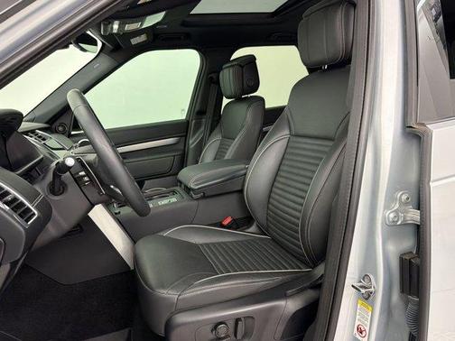 Silver 2024 Land Rover Discovery P300 Dynamic SE