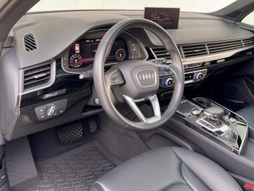 Silver 2019 Audi Q7 55 Premium Plus
