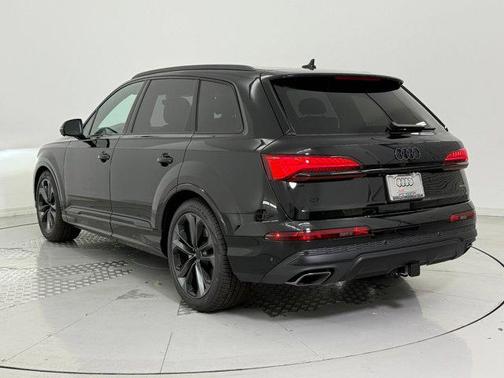 2026 Audi Q7 55 Premium Plus