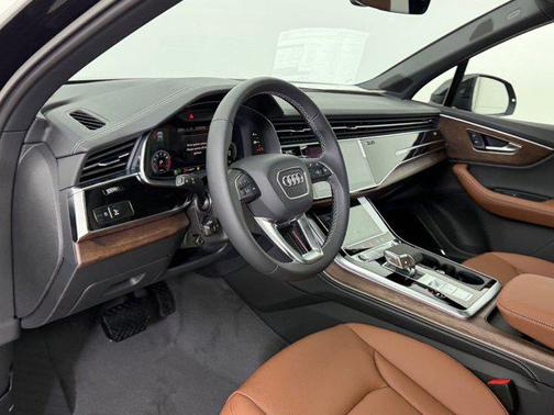 2026 Audi Q7 55 Premium Plus