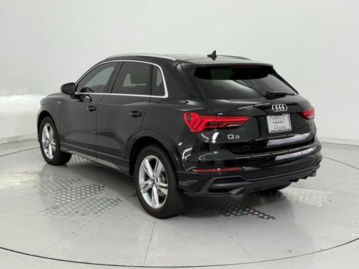 2024 Audi Q3 45 S line Premium Plus
