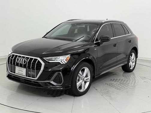 2024 Audi Q3 45 S line Premium Plus