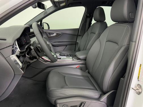 2026 Audi Q7 55 Prestige