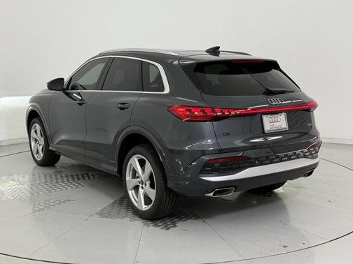 2025 Audi Q5 Premium Plus