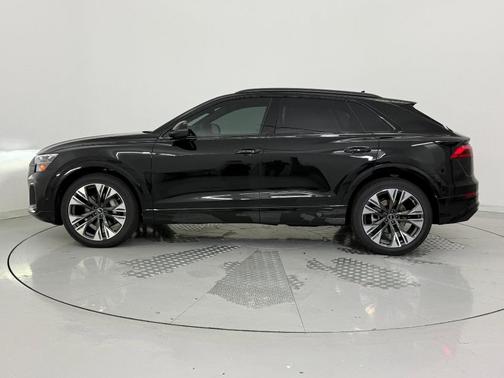 2026 Audi Q8 55 Premium Plus