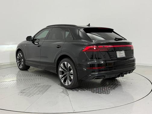 2026 Audi Q8 55 Premium Plus