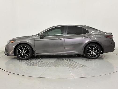 Predawn Gray Mica 2023 Toyota Camry SE