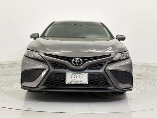 Predawn Gray Mica 2023 Toyota Camry SE