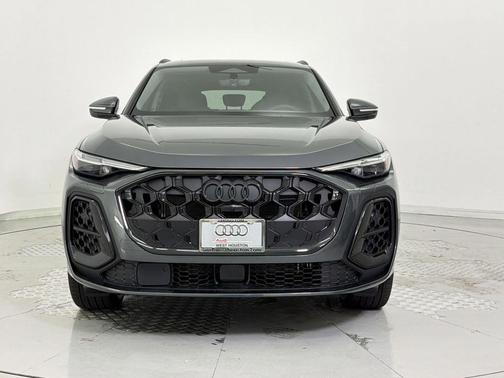 Daytona Gray Metallic 2026 Audi Q5 Premium Plus TFSI quattro S tronic