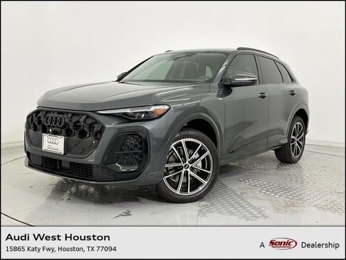 Daytona Gray Metallic 2026 Audi Q5 Premium Plus TFSI quattro S tronic