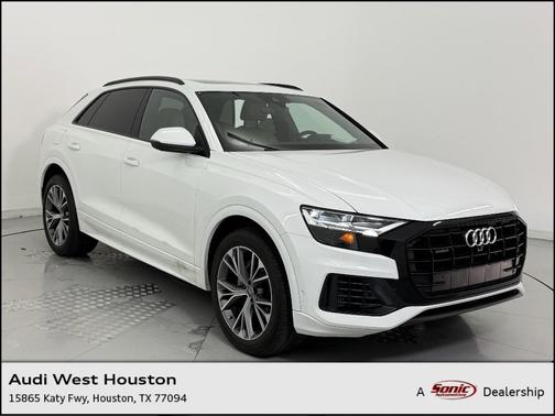 2021 Audi Q8 55 Premium