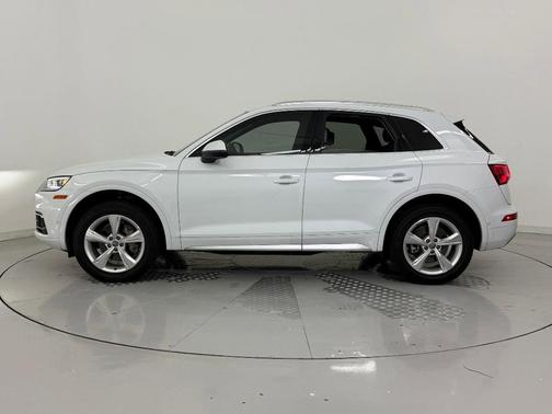 2020 Audi Q5 45 Prestige