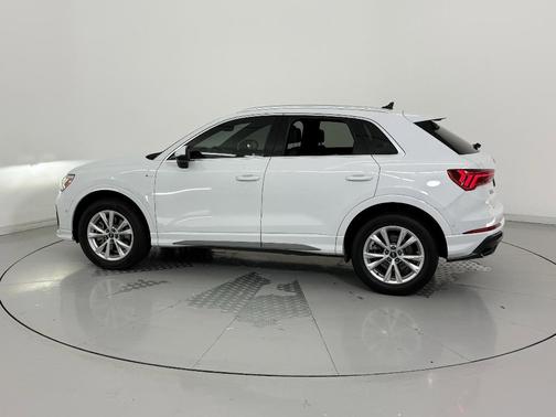 2021 Audi Q3 45 S line Premium Plus