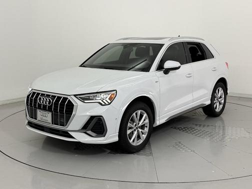 2021 Audi Q3 45 S line Premium Plus