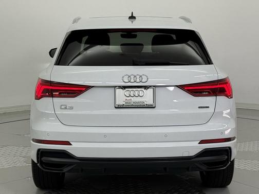 2021 Audi Q3 45 S line Premium Plus