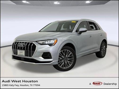 2022 Audi Q3 40 Premium