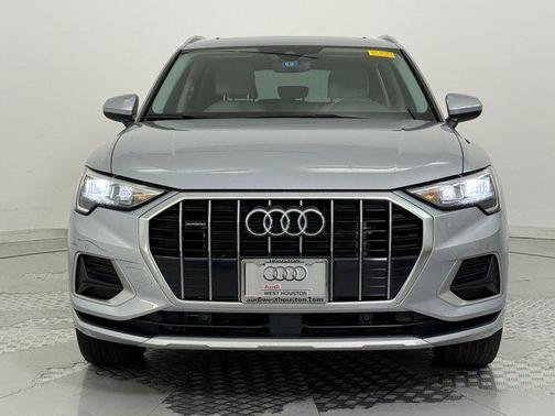 2022 Audi Q3 40 Premium