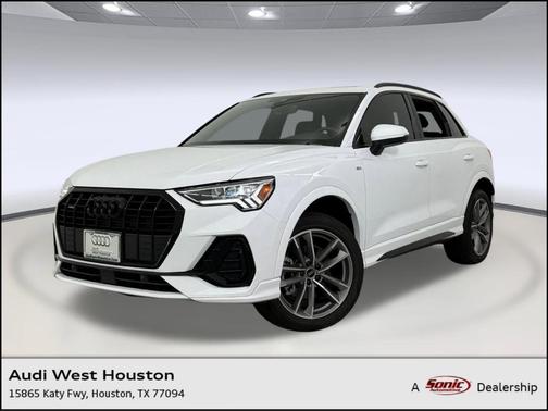 2025 Audi Q3 Premium 45 TFSI S line quattro Tiptronic