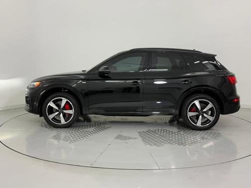 2024 Audi Q5 45 S line Prestige