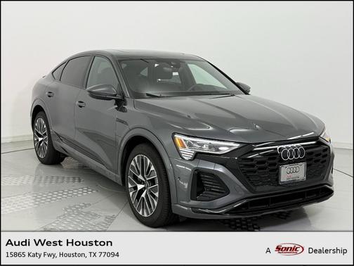 2024 Audi Q8 e-tron Prestige