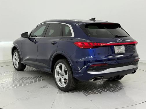 2025 Audi Q5 Premium Plus TFSI quattro S tronic