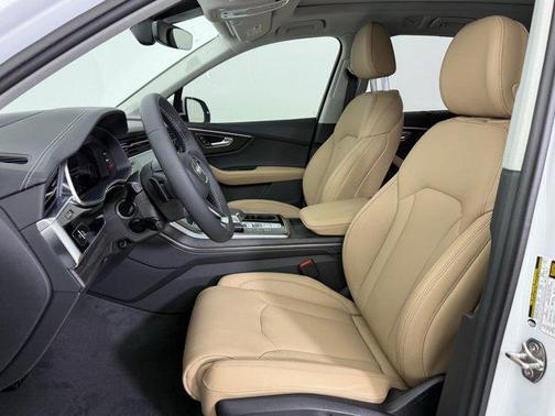 2025 Audi Q7 55 Prestige