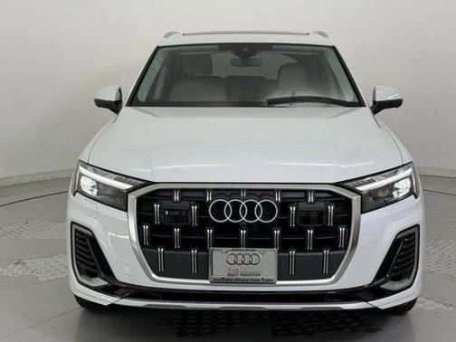 2025 Audi Q7 55 Prestige