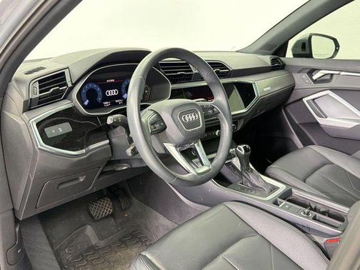 2023 Audi Q3 Premium