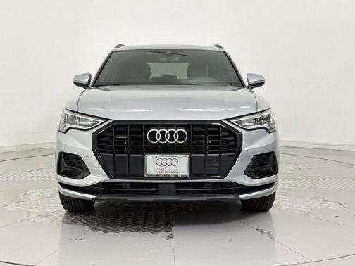 2023 Audi Q3 Premium 40 TFSI quattro Tiptronic