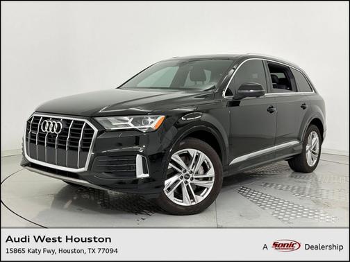 2023 Audi Q7 45 Premium