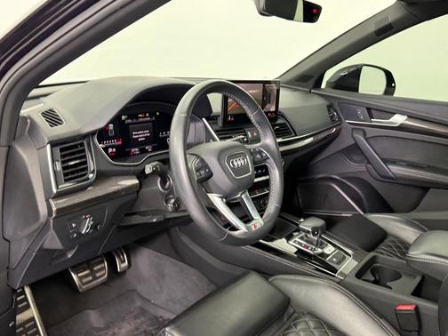 2023 Audi SQ5 3.0T Premium Plus