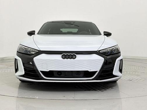2024 Audi RS e-tron GT quattro