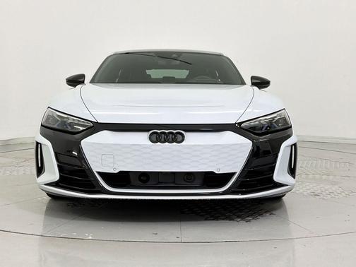 Suzuka Gray Metallic 2024 Audi RS e-tron GT quattro