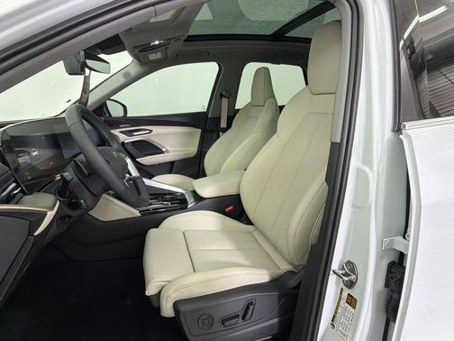 Glacier White Metallic 2026 Audi Q5 Prestige TFSI quattro S tronic
