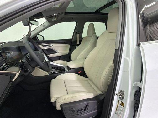 Glacier White Metallic 2026 Audi Q5 Prestige TFSI quattro S tronic