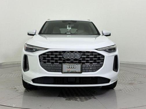 Glacier White Metallic 2026 Audi Q5 Prestige TFSI quattro S tronic