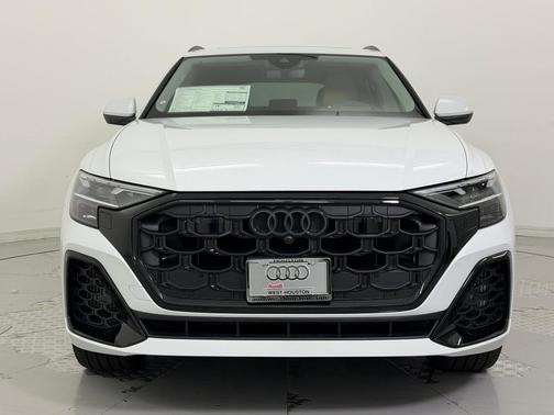 Glacier White Metallic 2026 Audi Q8 55 Prestige