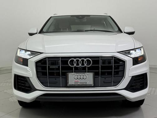 2023 Audi Q8 55 Premium