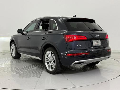 2019 Audi Q5 2.0T Premium Plus