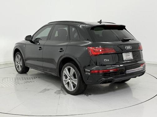 2025 Audi Q5 45 S line Premium