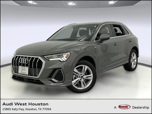 2023 Audi Q3 45 S line Premium Plus