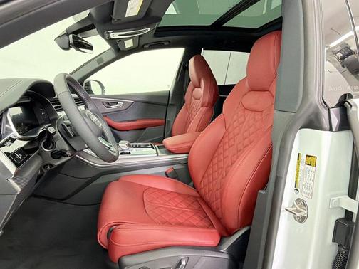 Glacier White Metallic 2026 Audi SQ8 4.0T Premium Plus