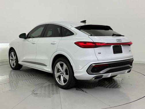 2025 Audi Q5 Prestige TFSI quattro S tronic