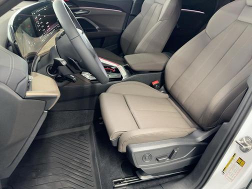 2025 Audi Q5 Prestige TFSI quattro S tronic