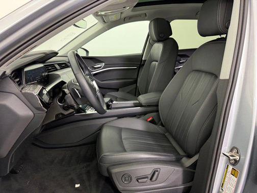 2021 Audi e-tron Premium