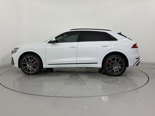 Glacier White Metallic 2020 Audi Q8 55 Premium Plus