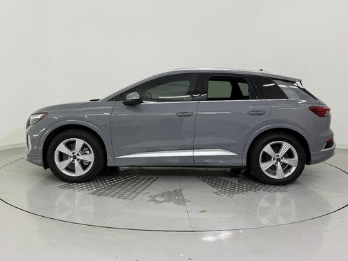 2024 Audi Q4 e-tron Premium Plus 55 quattro