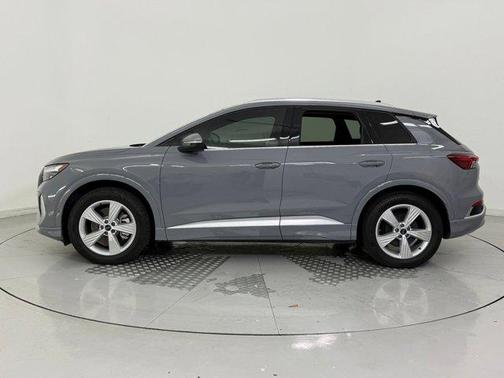 2024 Audi Q4 e-tron Premium Plus 55 quattro